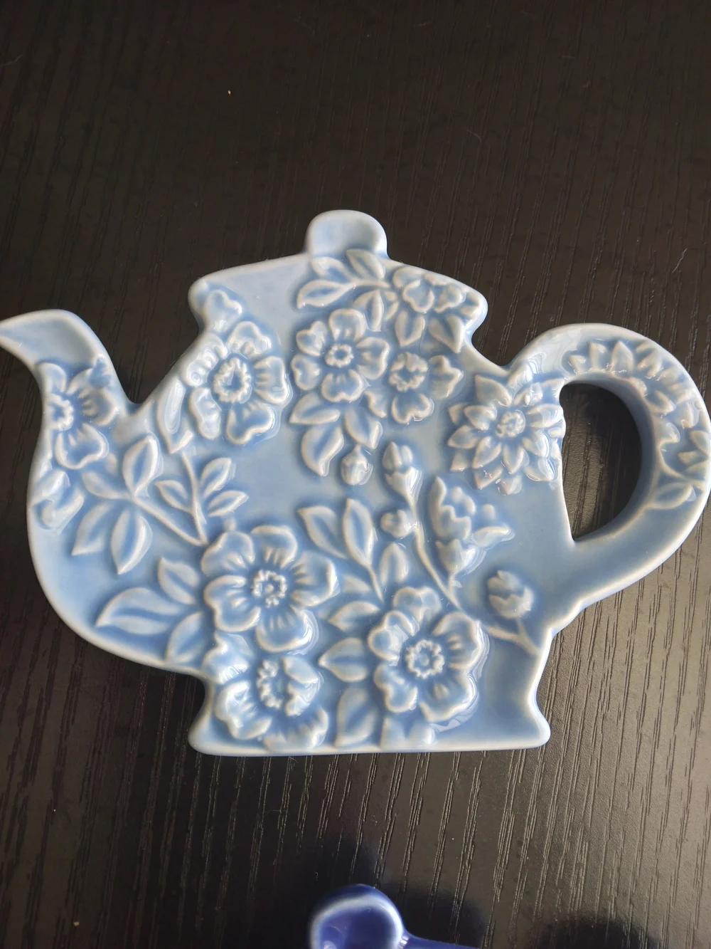 Grasslands Road Blue Ceramic Teabag Holders Floral Tea Pot Design